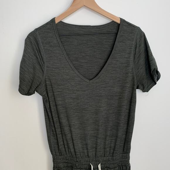 Vuori All Day Women’s Jumpsuit in Charcoal Heather (no size tag) - Picture 11 of 14